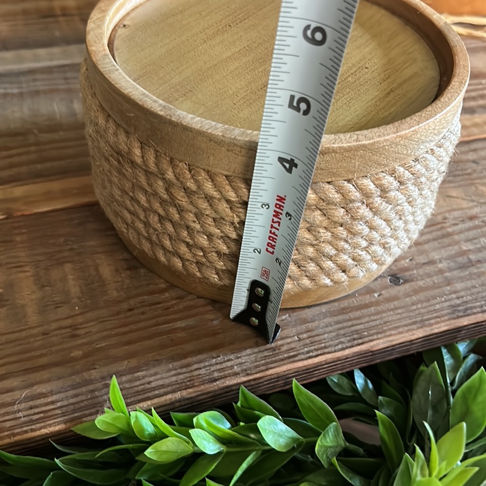 Pillar wood and rope candle stand in EC - Picture 8 of 8